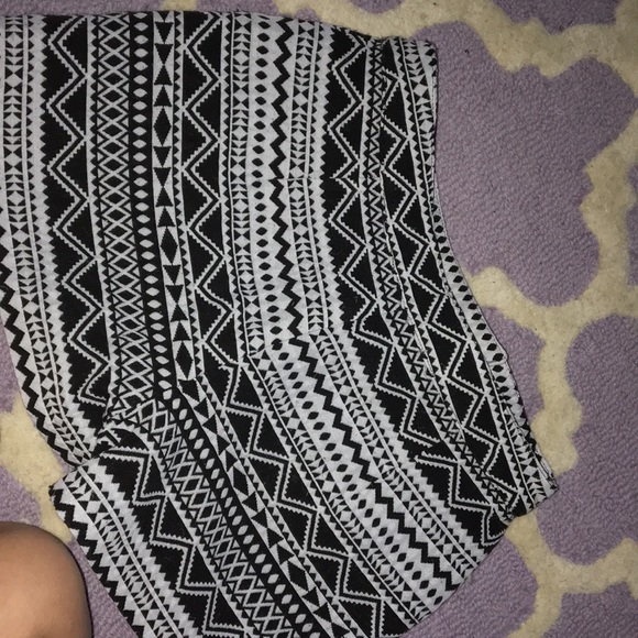 Aztec knit shorts - Picture 4 of 4